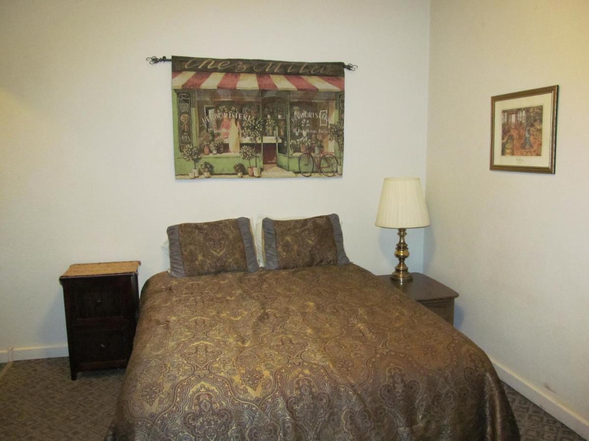 Deadwood Dick'S Hotel 객실 사진